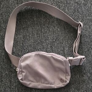 lululemon  Waist/crossbody